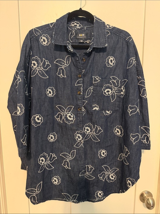 Anthropologie Tops - Maeve Anthropologie Blue 100% Cotton Oversized Floral Denim Button-Down Shirt